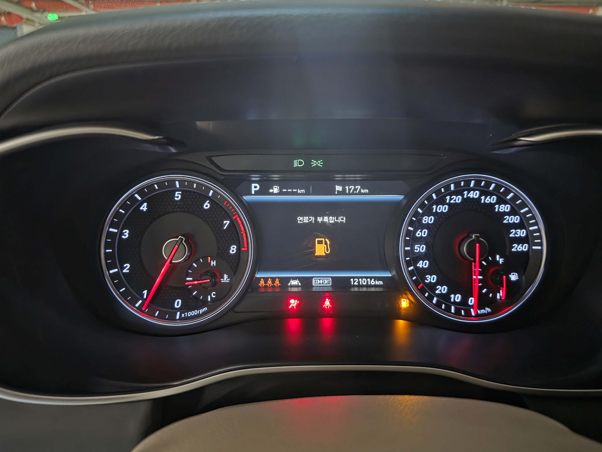 23z48nwz747q411480.jpg